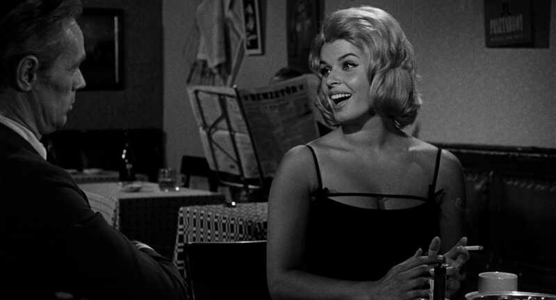 The Secret Ways (1961) Screenshot 1