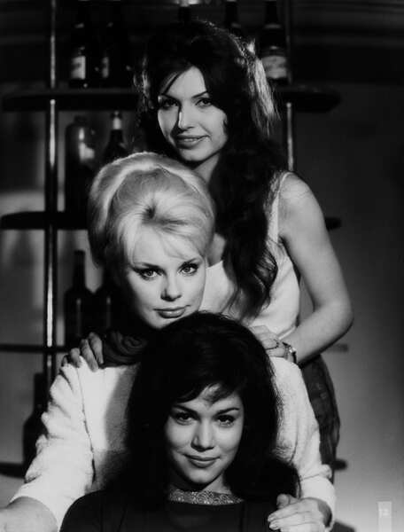 Und sowas nennt sich Leben (1961) Screenshot 2