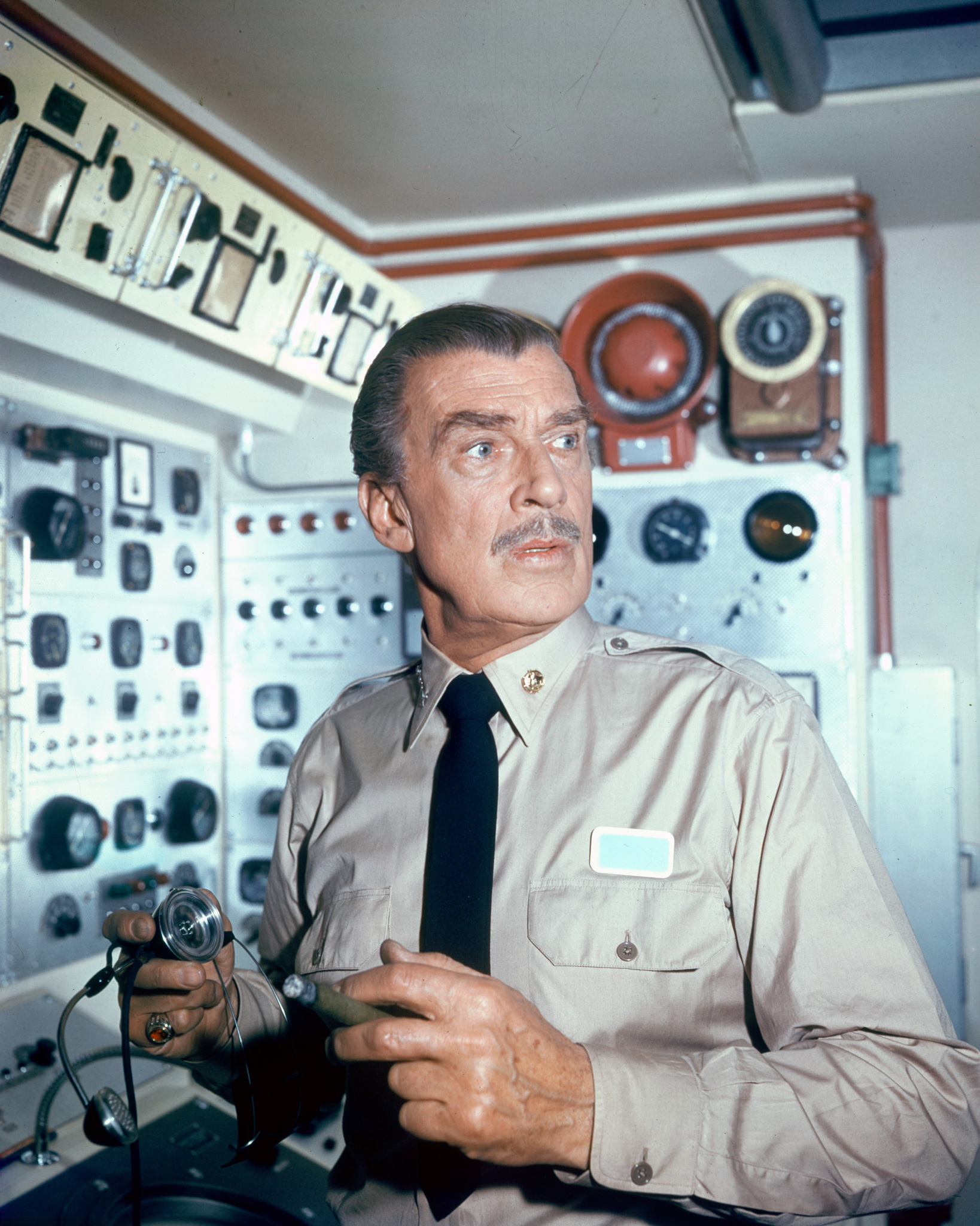 Voyage to the Bottom of the Sea (1961) Screenshot 1