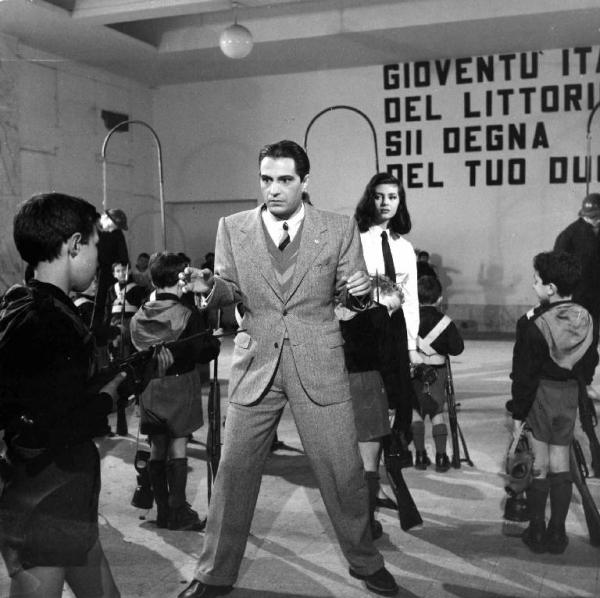 Gli anni ruggenti (1962) Screenshot 3