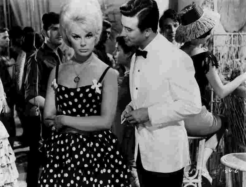 Sweet Violence (1962) Screenshot 4