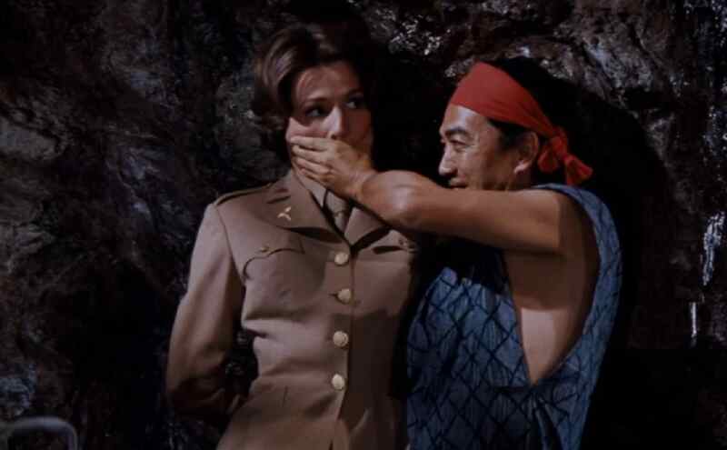 The Horizontal Lieutenant (1962) Screenshot 2