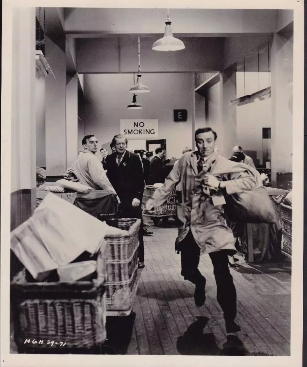 Postman's Knock (1962) Screenshot 2 