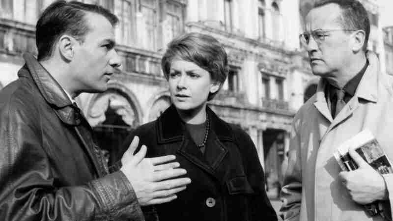 Redhead (1962) Screenshot 2