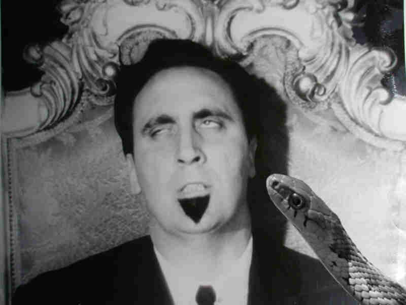 The World's Greatest Sinner (1962) Screenshot 1