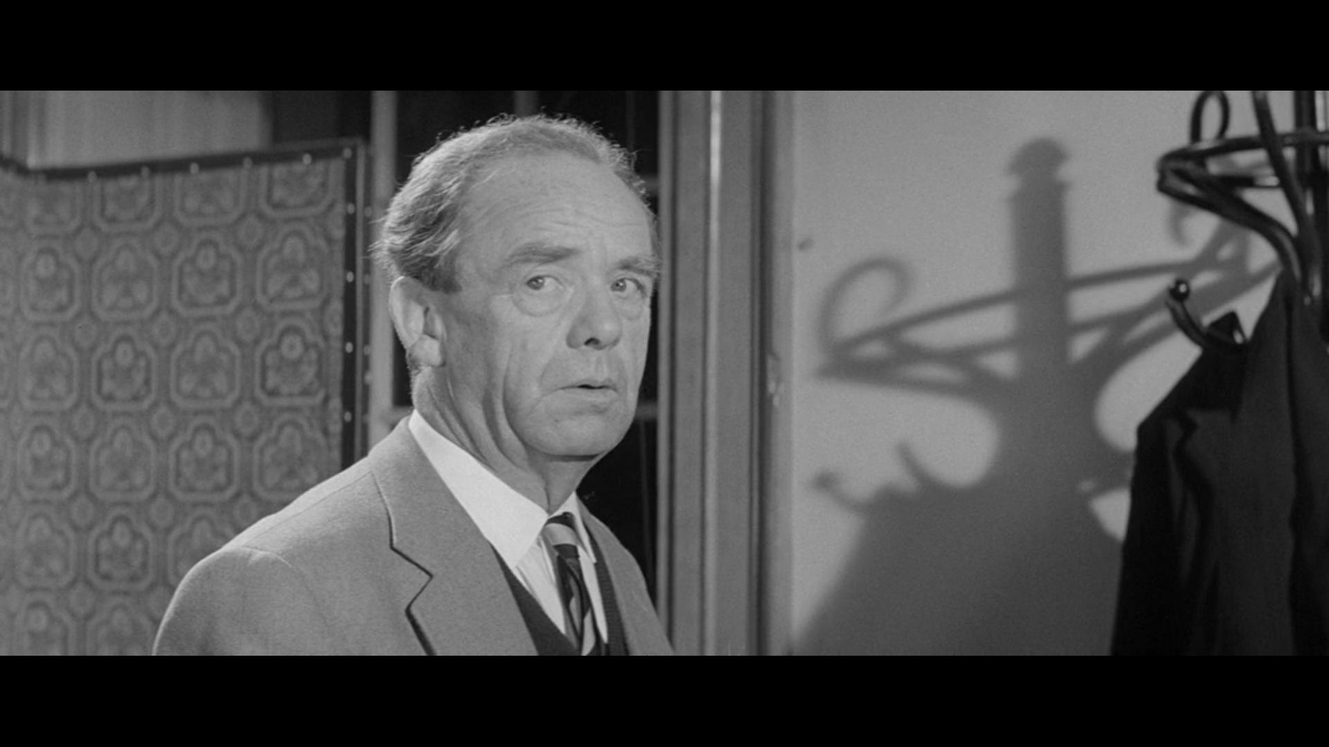 80,000 Suspects (1963) Screenshot 4