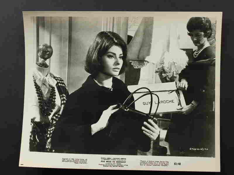 Five Miles to Midnight (1962) Screenshot 3