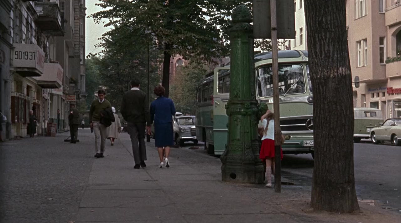 Emil and the Detectives (1964) Screenshot 1 