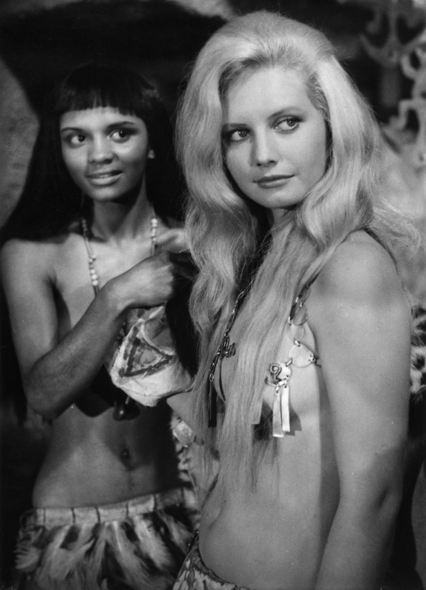 Lana, Queen of the Amazons (1964) Screenshot 2