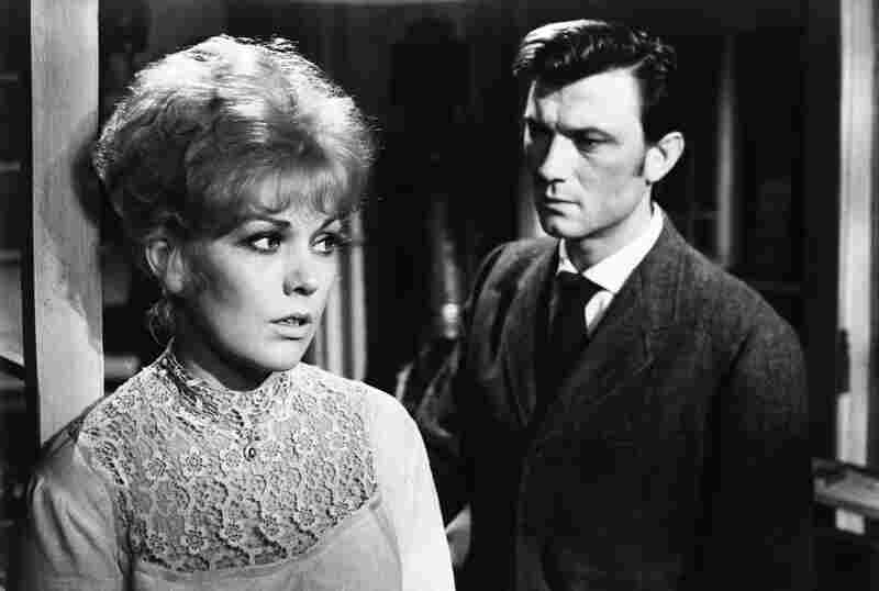 Of Human Bondage (1964) Screenshot 1