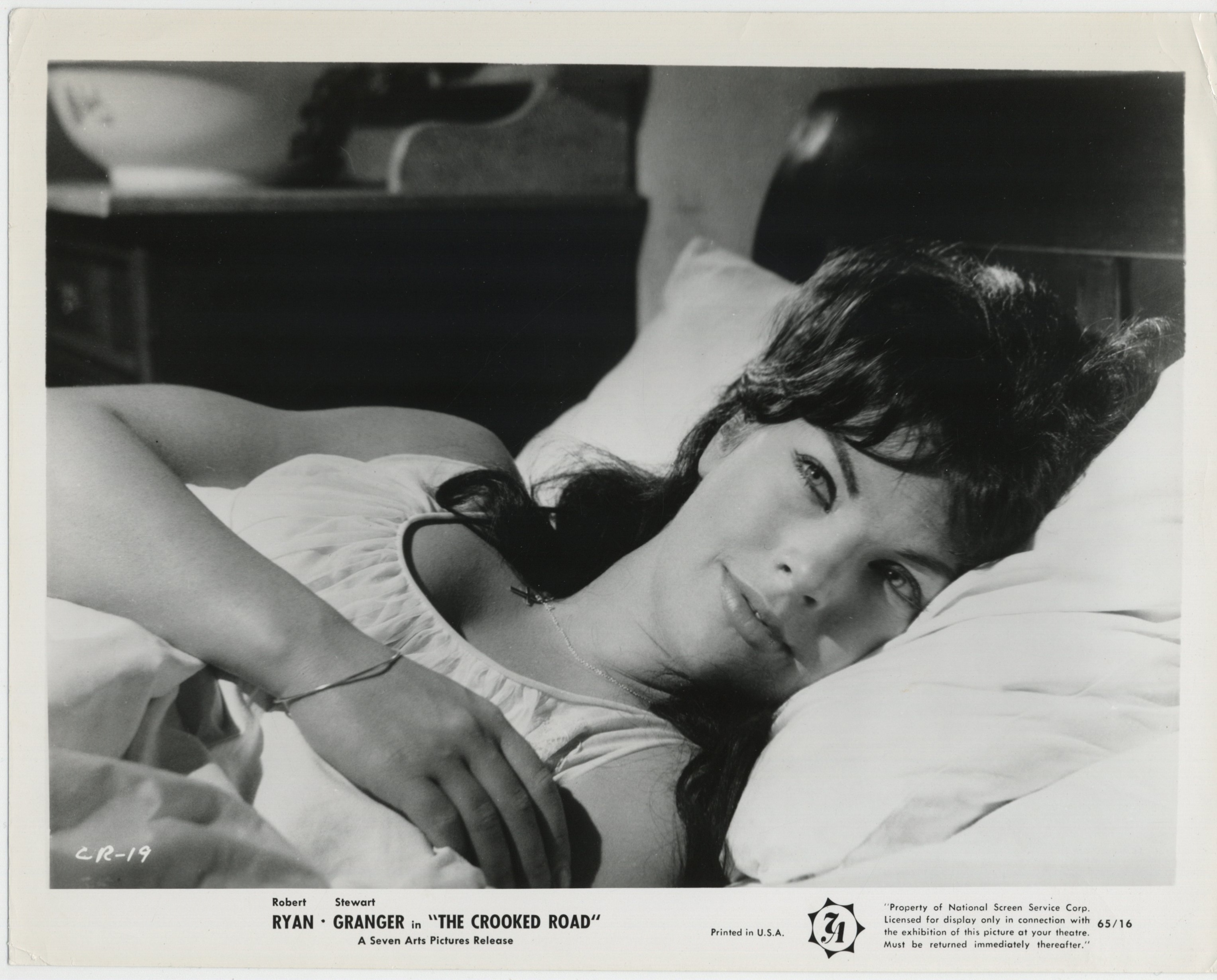 The Crooked Road (1965) Screenshot 1 