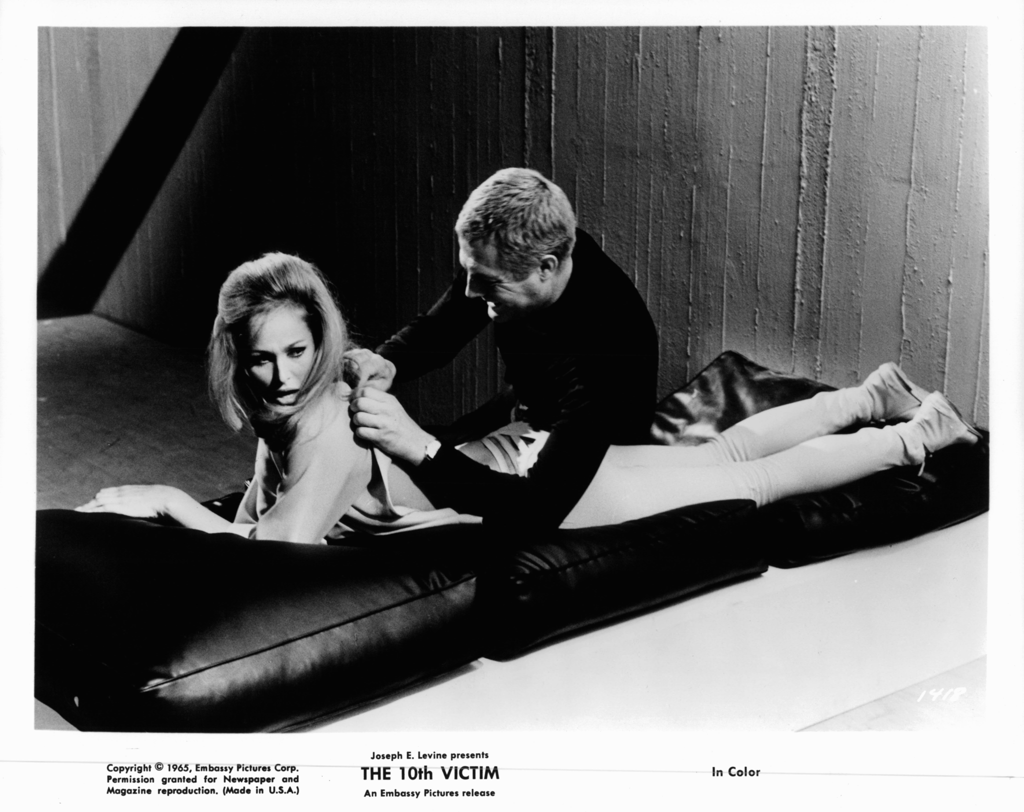 The 10th Victim (1965) Screenshot 1 