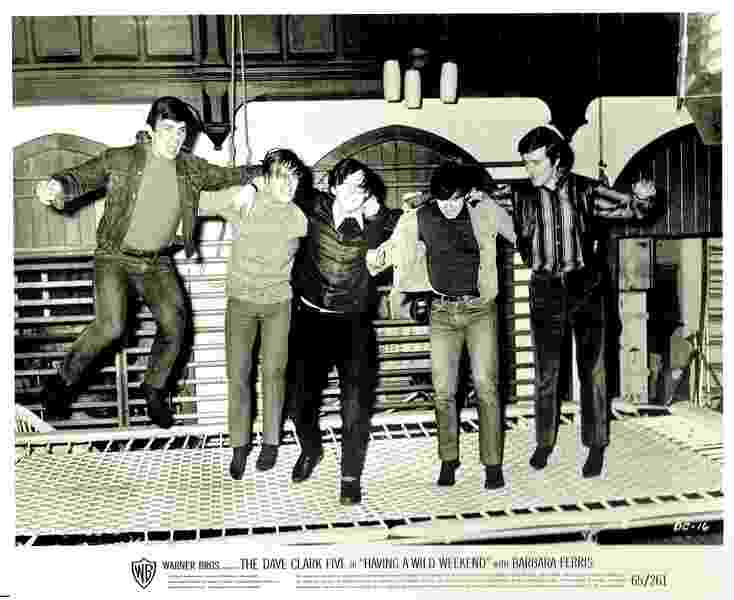 Having a Wild Weekend (1965) Screenshot 3