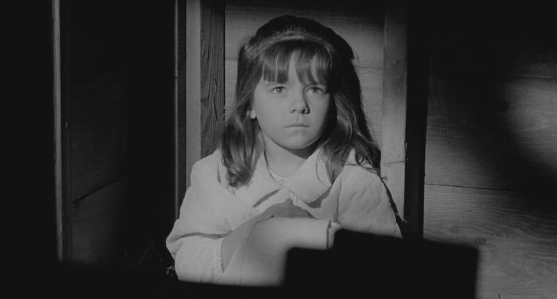 I Saw What You Did (1965) Screenshot 3