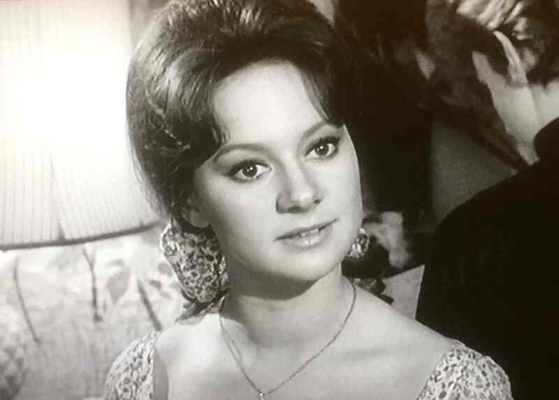 The Pleasure Girls (1965) starring Francesca Annis on DVD DVD The Pleasure Girls (1965) Screenshot 1