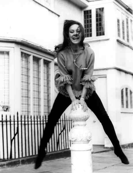 The Pleasure Girls (1965) starring Francesca Annis on DVD DVD The Pleasure Girls (1965) Screenshot 2