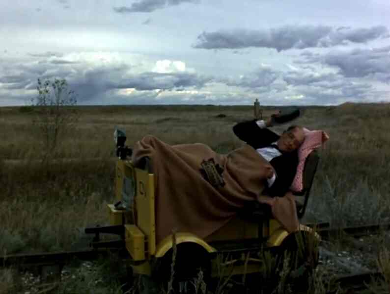 The Railrodder (1965) Screenshot 3