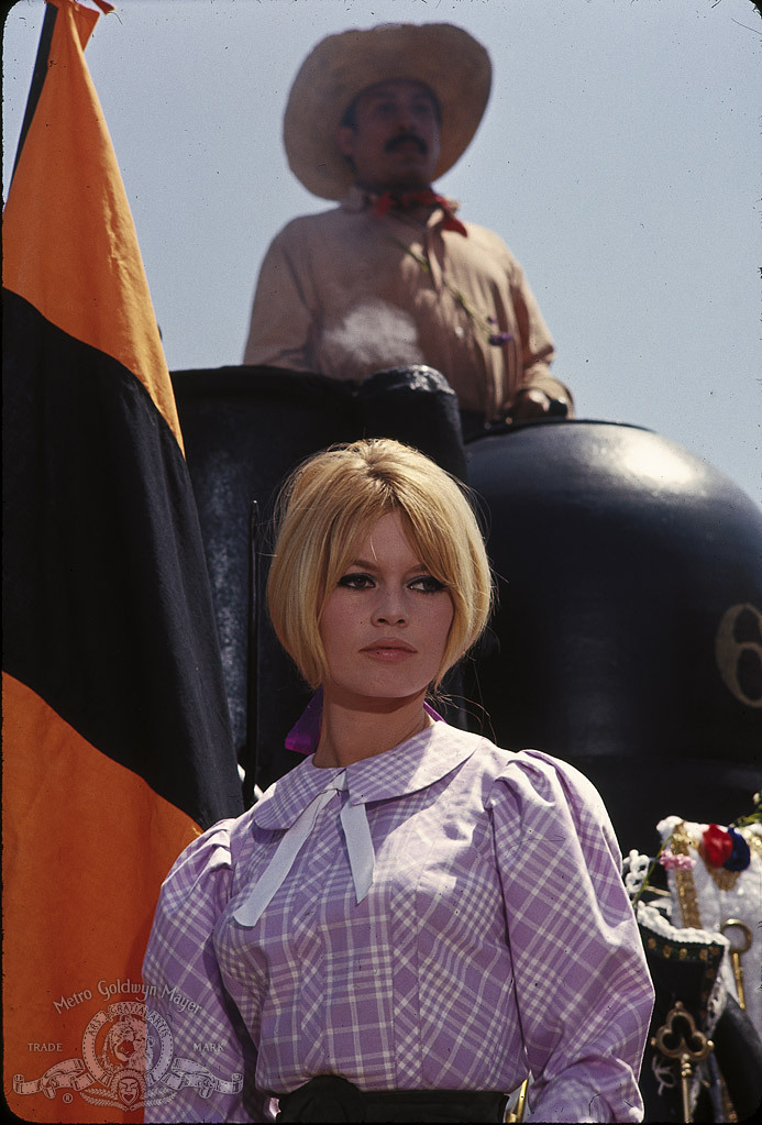 Viva Maria! (1965) Screenshot 1