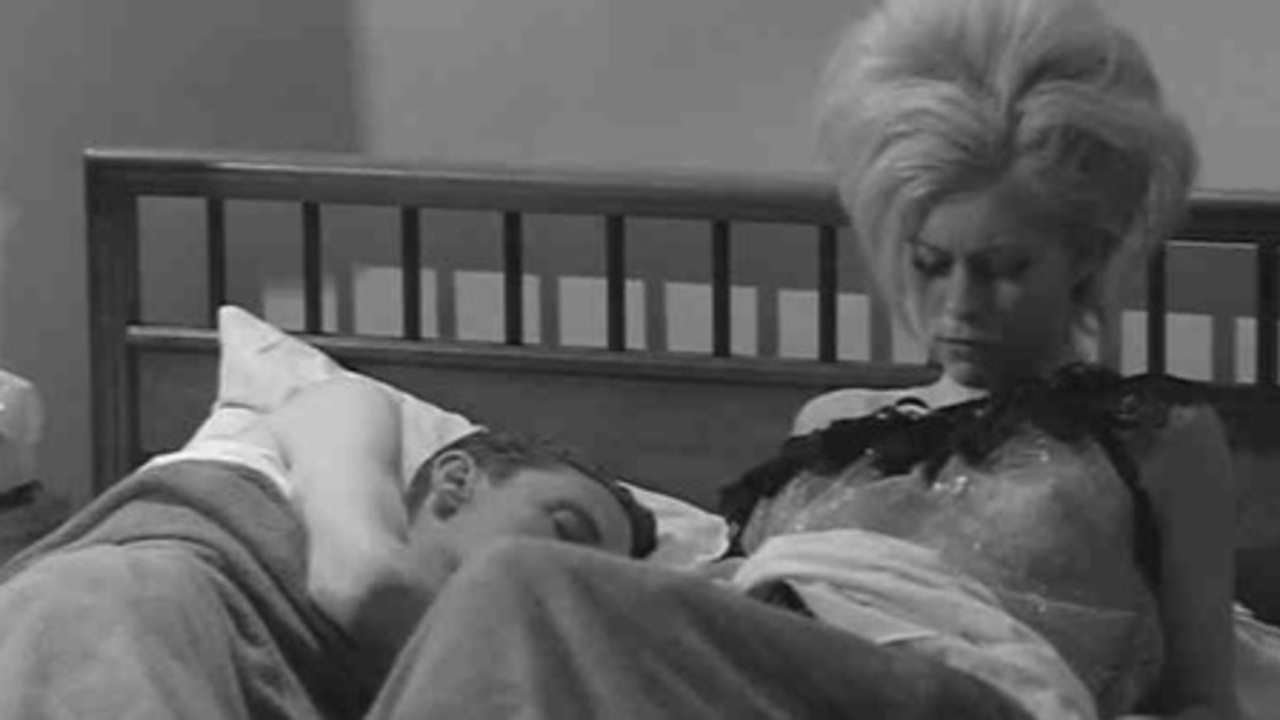 The Alley Tramp (1968) Screenshot 5