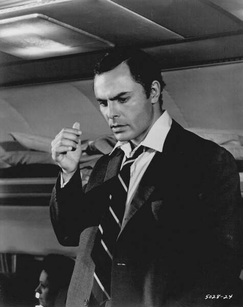 The Doomsday Flight (1966) starring Edward Asner on DVD DVD The Doomsday Flight (1966) Screenshot 3