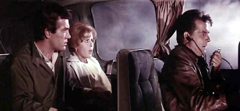 The Bubble (1966) Screenshot 1