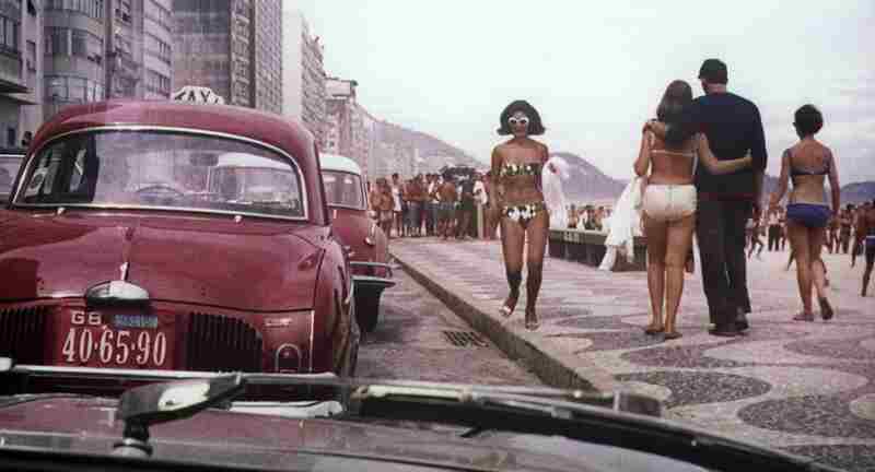 Kiss the Girls and Make Them Die (1966) Screenshot 5
