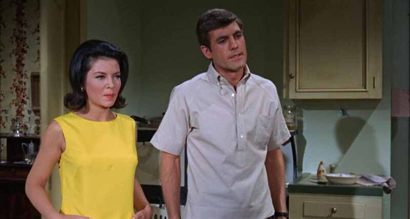 Let's Kill Uncle (1966) Screenshot 5