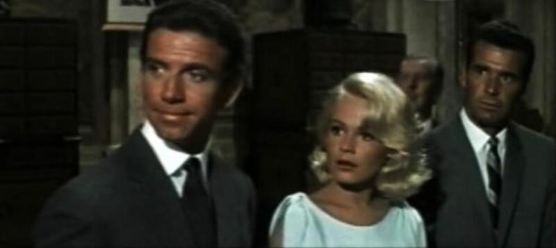 A Man Could Get Killed (1966) Screenshot 2