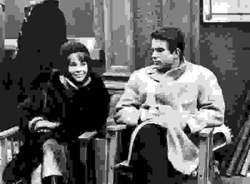 Promise Her Anything (1966) Screenshot 2