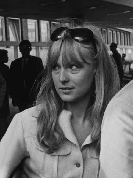 The Champagne Murders (1967) Screenshot 4