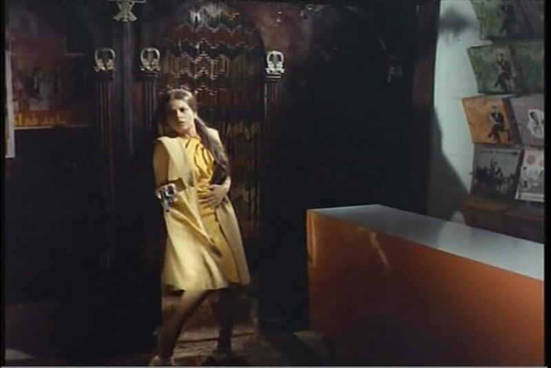 Trunk to Cairo (1965) Screenshot 5