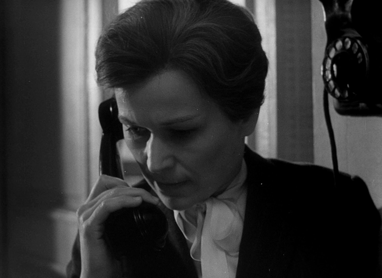 Krylya (1966) Screenshot 2 