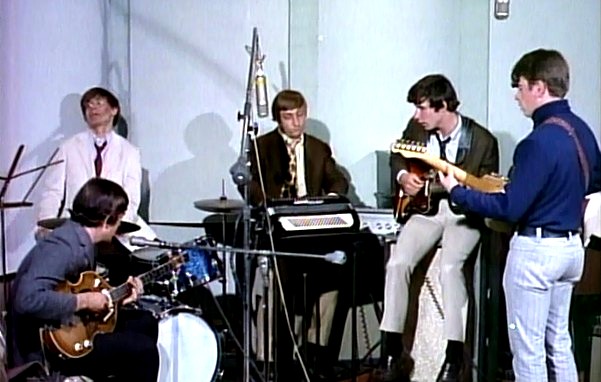 Blast-Off Girls (1967) Screenshot 5