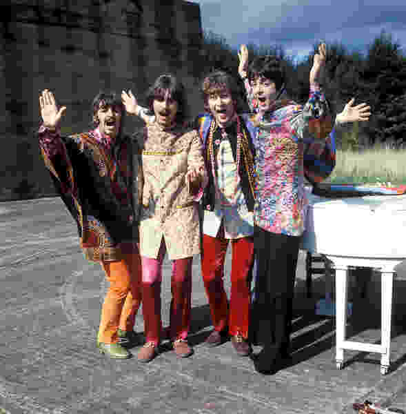Magical Mystery Tour (1967) Screenshot 2