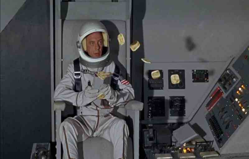 The Reluctant Astronaut (1967) Screenshot 5