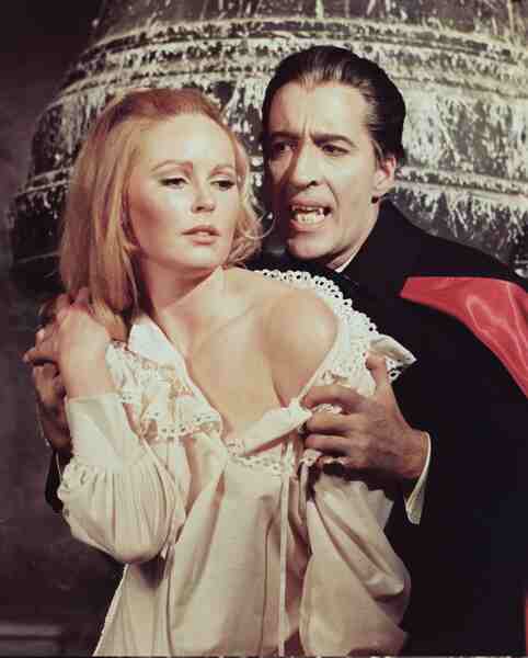 Dracula Has Risen from the Grave (1968) Screenshot 1