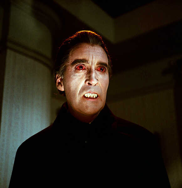 Dracula Has Risen from the Grave (1968) Screenshot 2