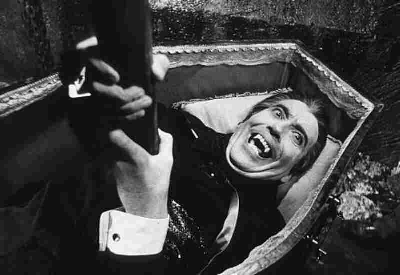 Dracula Has Risen from the Grave (1968) Screenshot 4