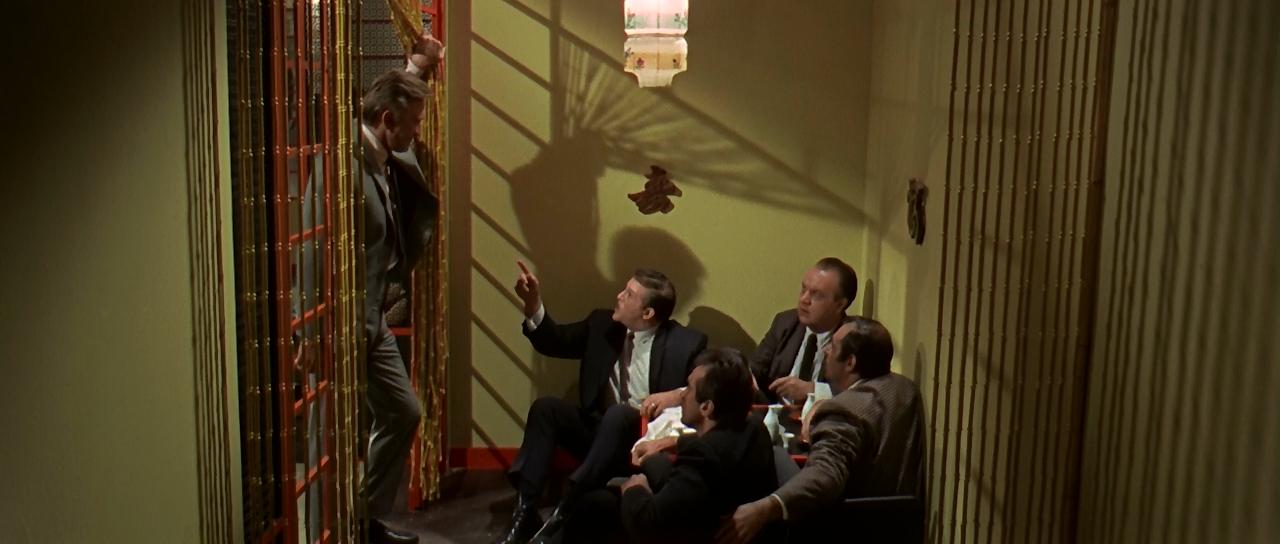 A Lovely Way to Die (1968) Screenshot 5
