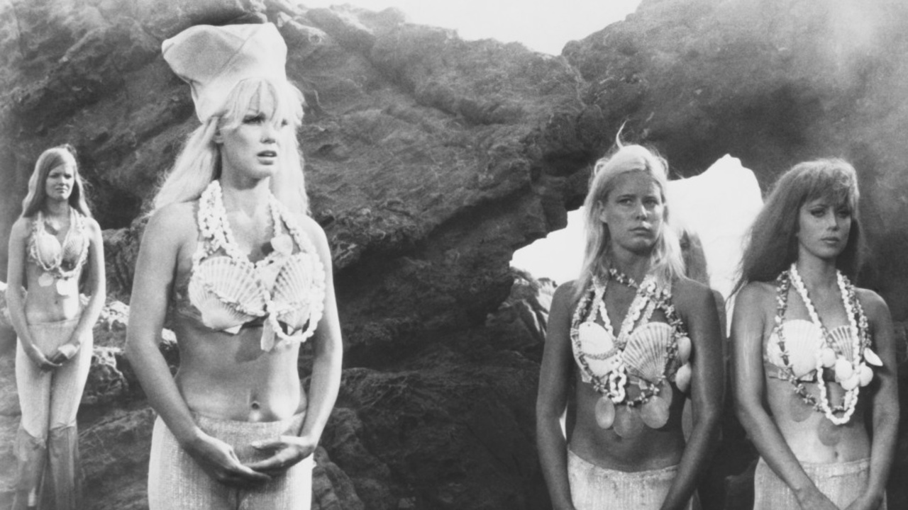 Voyage to the Planet of Prehistoric Women (1968) Screenshot 2