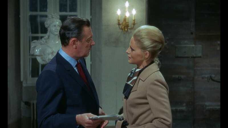 The Christmas Tree (1969) Screenshot 3