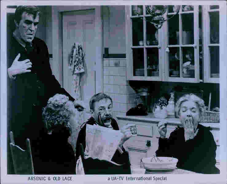 Arsenic and Old Lace (1969) Screenshot 1