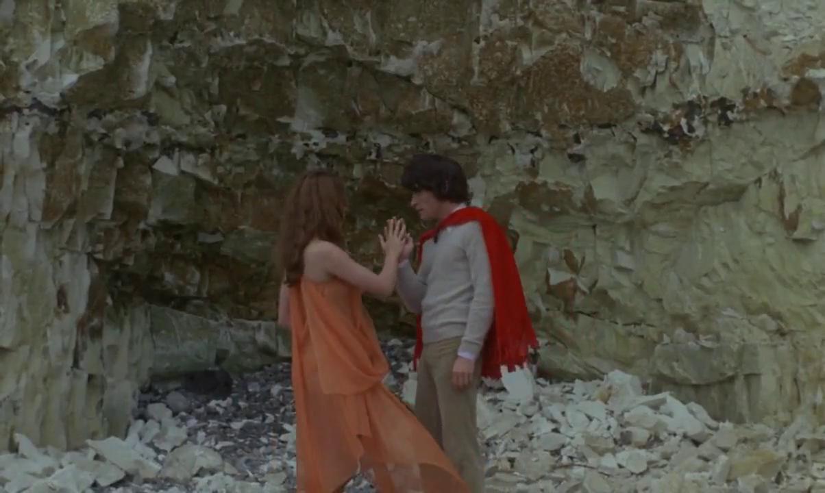 The Nude Vampire (1970) Screenshot 4