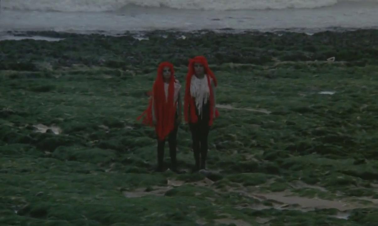 The Nude Vampire (1970) Screenshot 5
