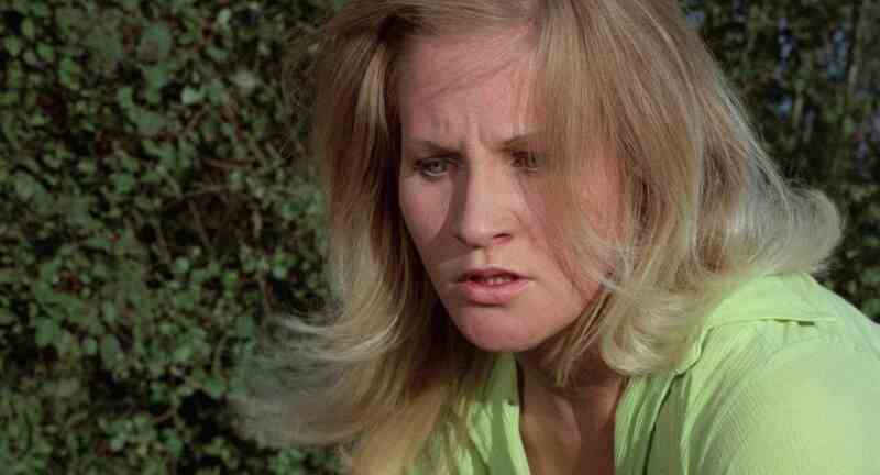 And Soon the Darkness (1970) Screenshot 5
