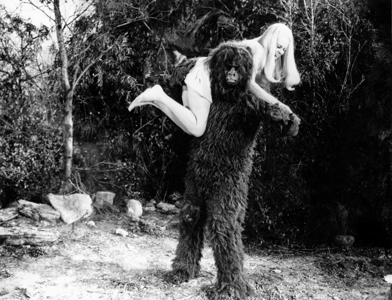 Bigfoot (1970) Screenshot 4