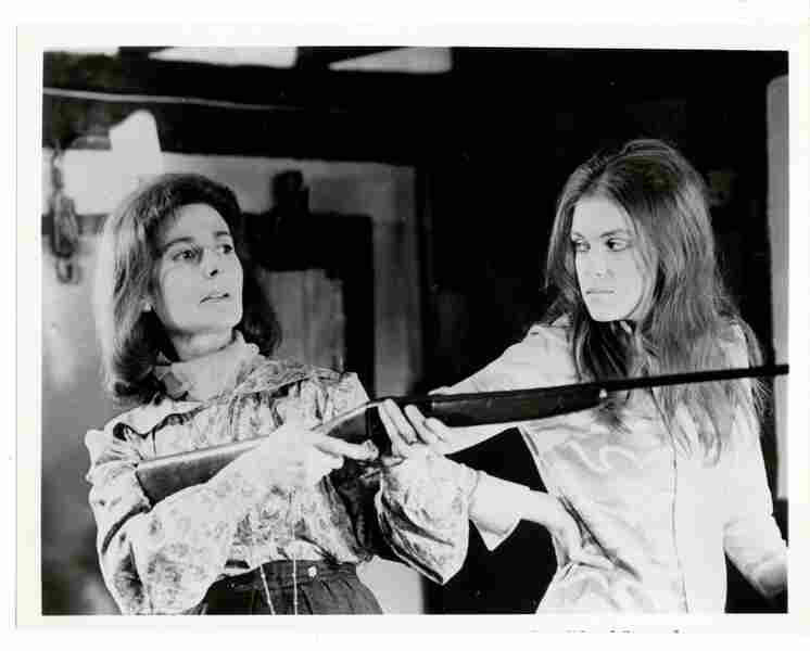 Crucible of Horror (1971) starring Michael Gough on DVD DVD Crucible of Horror (1971) Screenshot 3