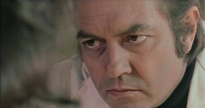 Dracula, Prisoner of Frankenstein (1972) Screenshot 5