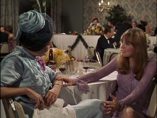 Lovers and Other Strangers (1970) Screenshot 3