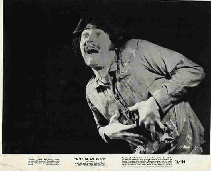 Bury Me an Angel (1971) starring Dixie Peabody on DVD DVD Bury Me an Angel (1971) Screenshot 2